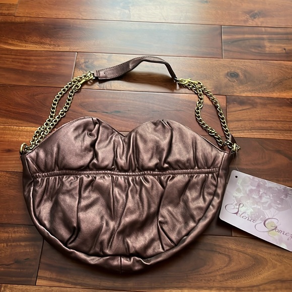 Selena Gomez Metallic Finish Purse - Picture 1 of 4
